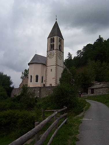Kirche St. Blasius in Taufers im Münstertal (Südtirol)